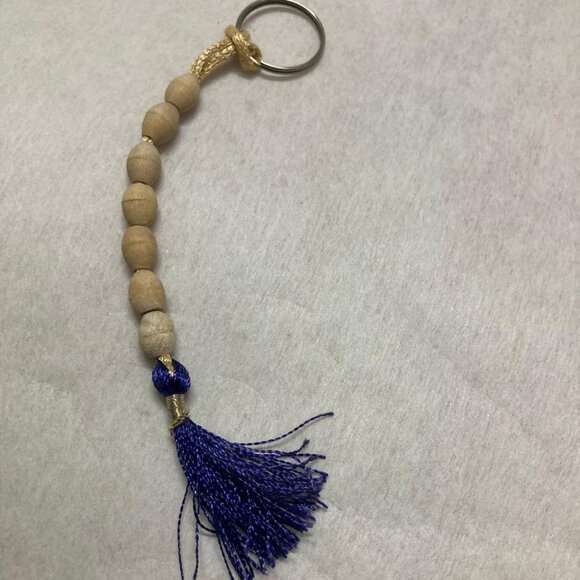 Keyring Read Wood Handmade Tan Beaded Keychain New - Picture 5 of 6